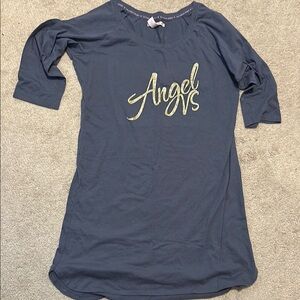 Victoria’s Secret 3/4 sleeve sleep shirt with gold sparkle